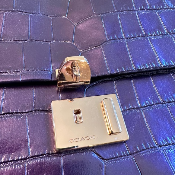 COACH Purple Embossed Leather Reptile Oversized Clutch Mega Wristlet - Picture 5 of 15